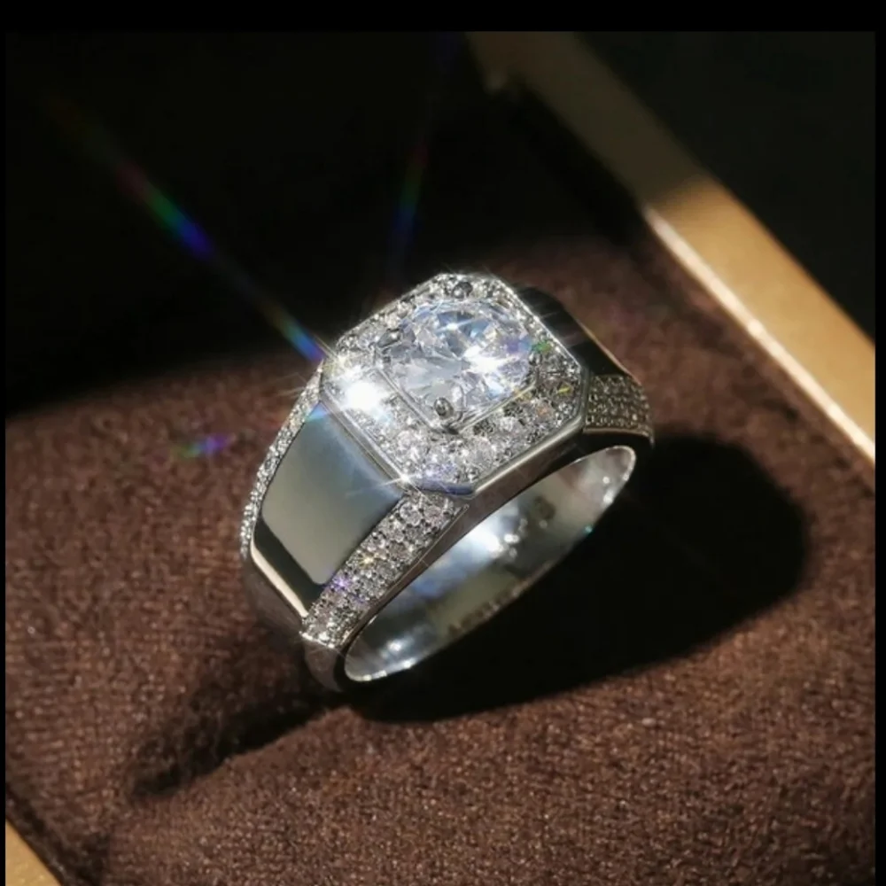 N/A luxury silver